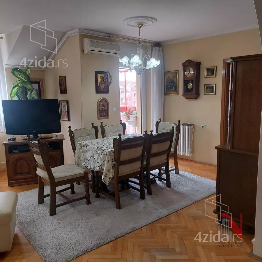 Četvorosoban stan | 4zida