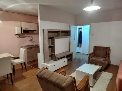 Palmira Toljatija 14 | 4zida.rs