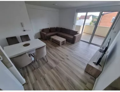 Moše Pijade 50 | 4zida.rs