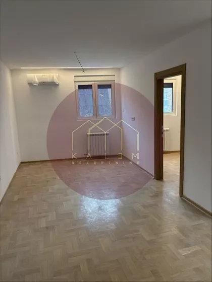 Učiteljsko Naselje | 4zida.rs