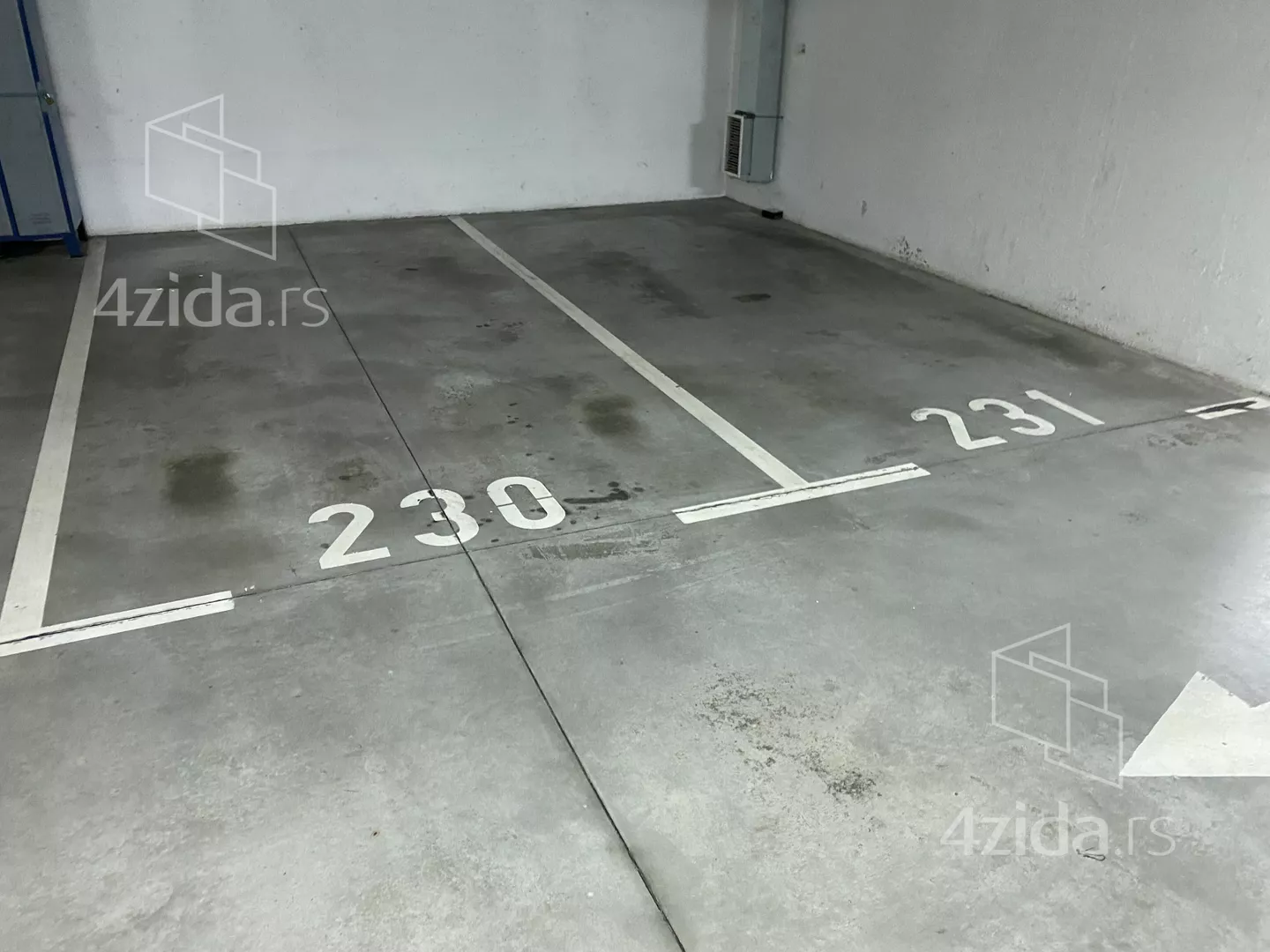 Parking | 4zida