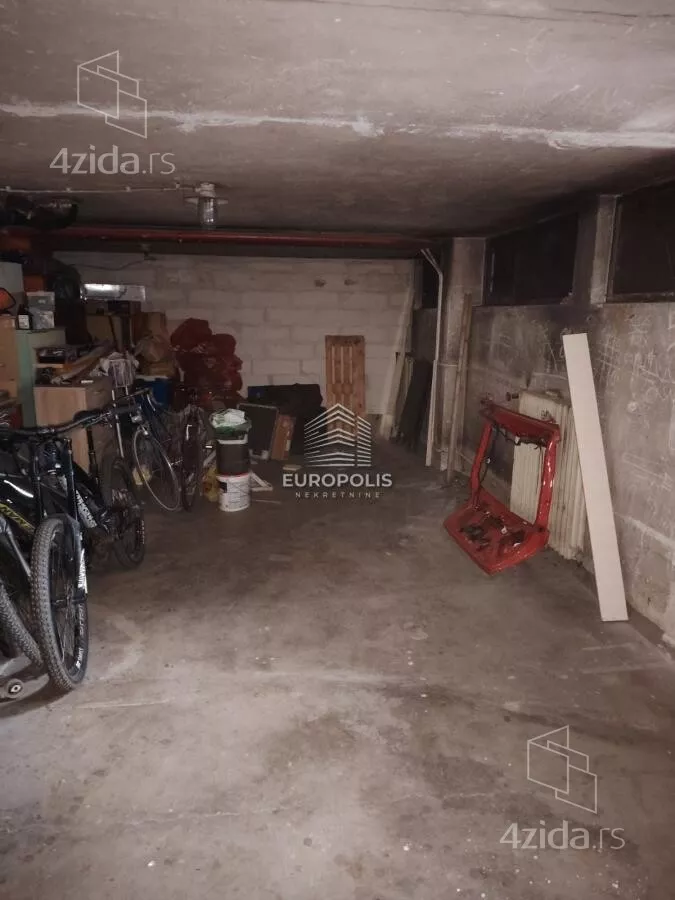 Garaža/Parking | 4zida