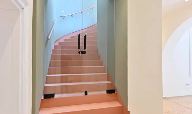 Poslovna zgrada | 4zida