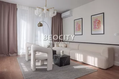 BW Quartet 1 | 4zida.rs