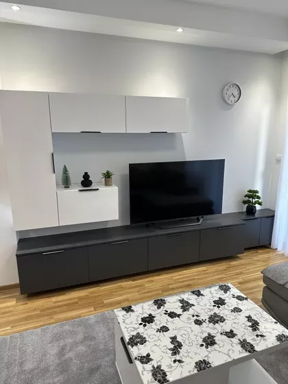 Gradske lokacije | 4zida.rs