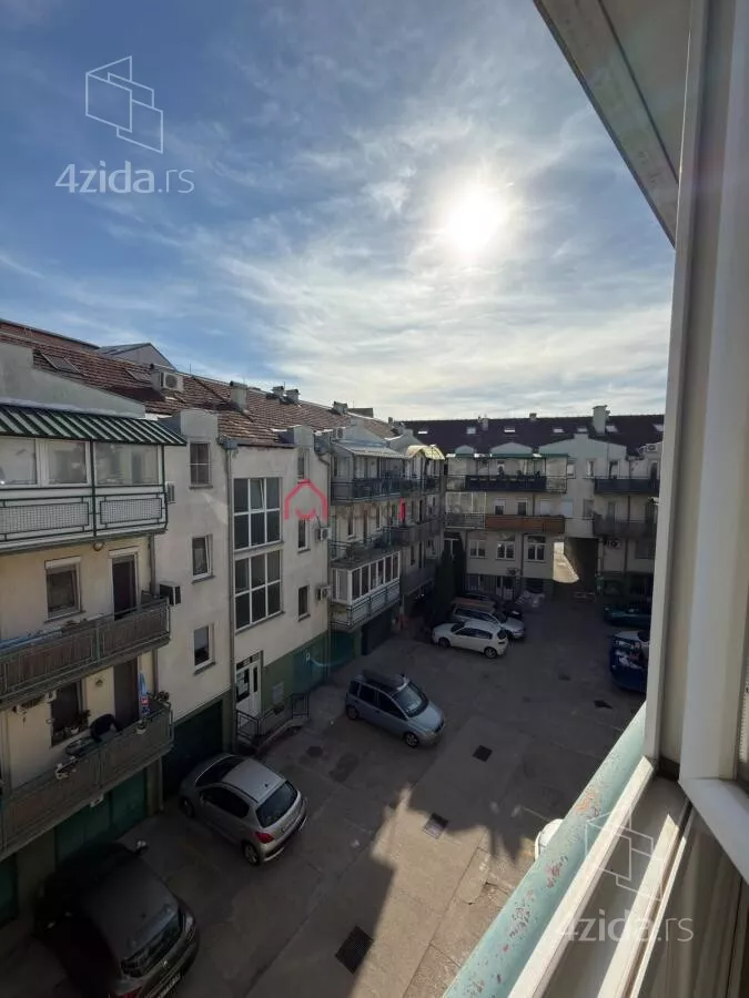 Garsonjera | 4zida