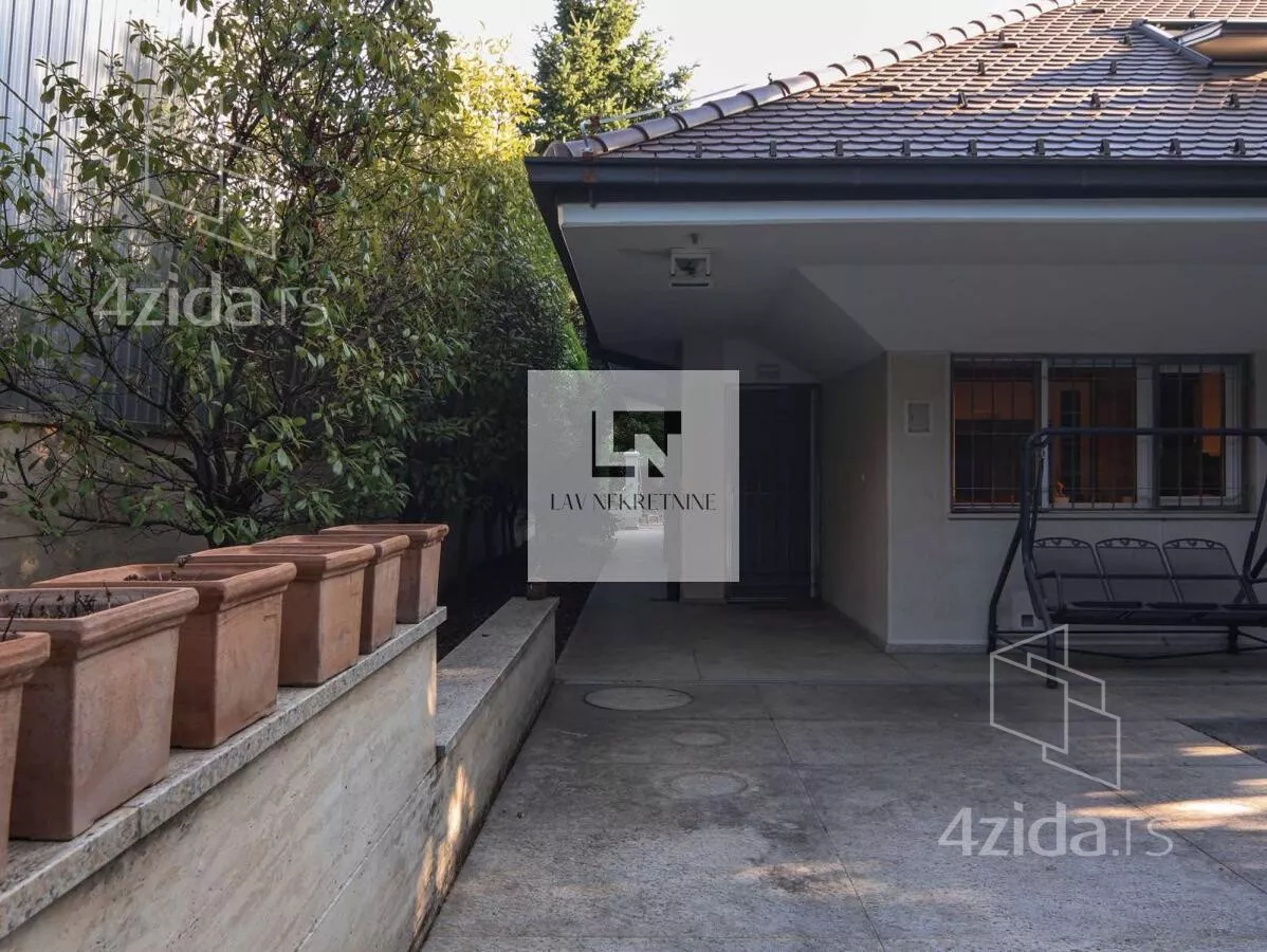 Kuća | 4zida