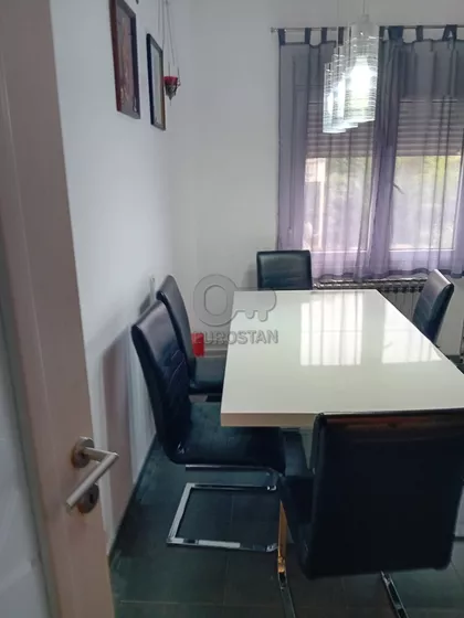 Roze Luksemburg | 4zida.rs