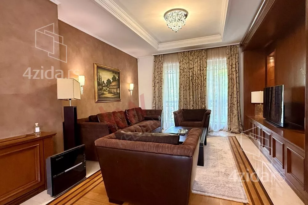 4-etažna kuća | 4zida