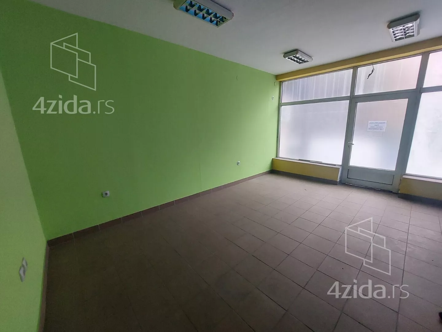 Lokal | 4zida