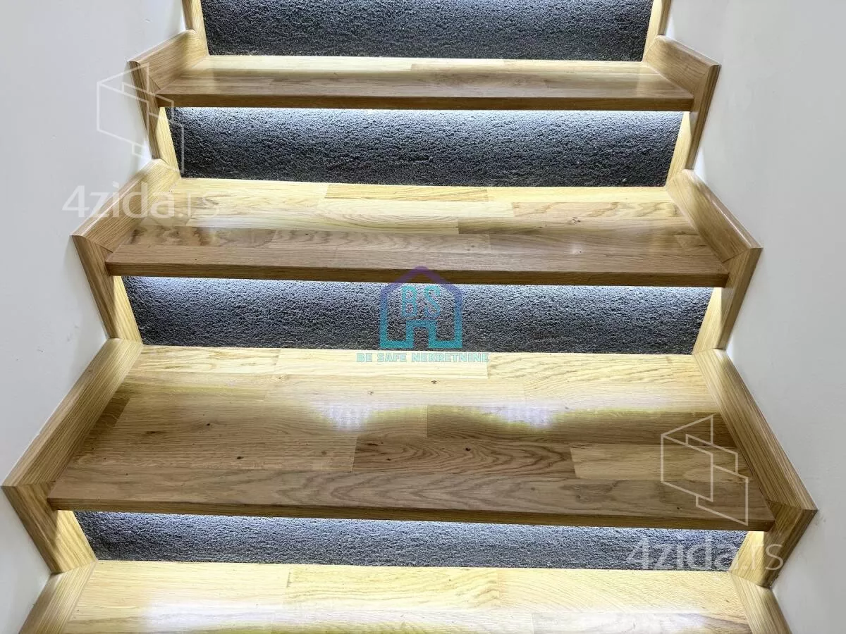 Petosoban stan | 4zida