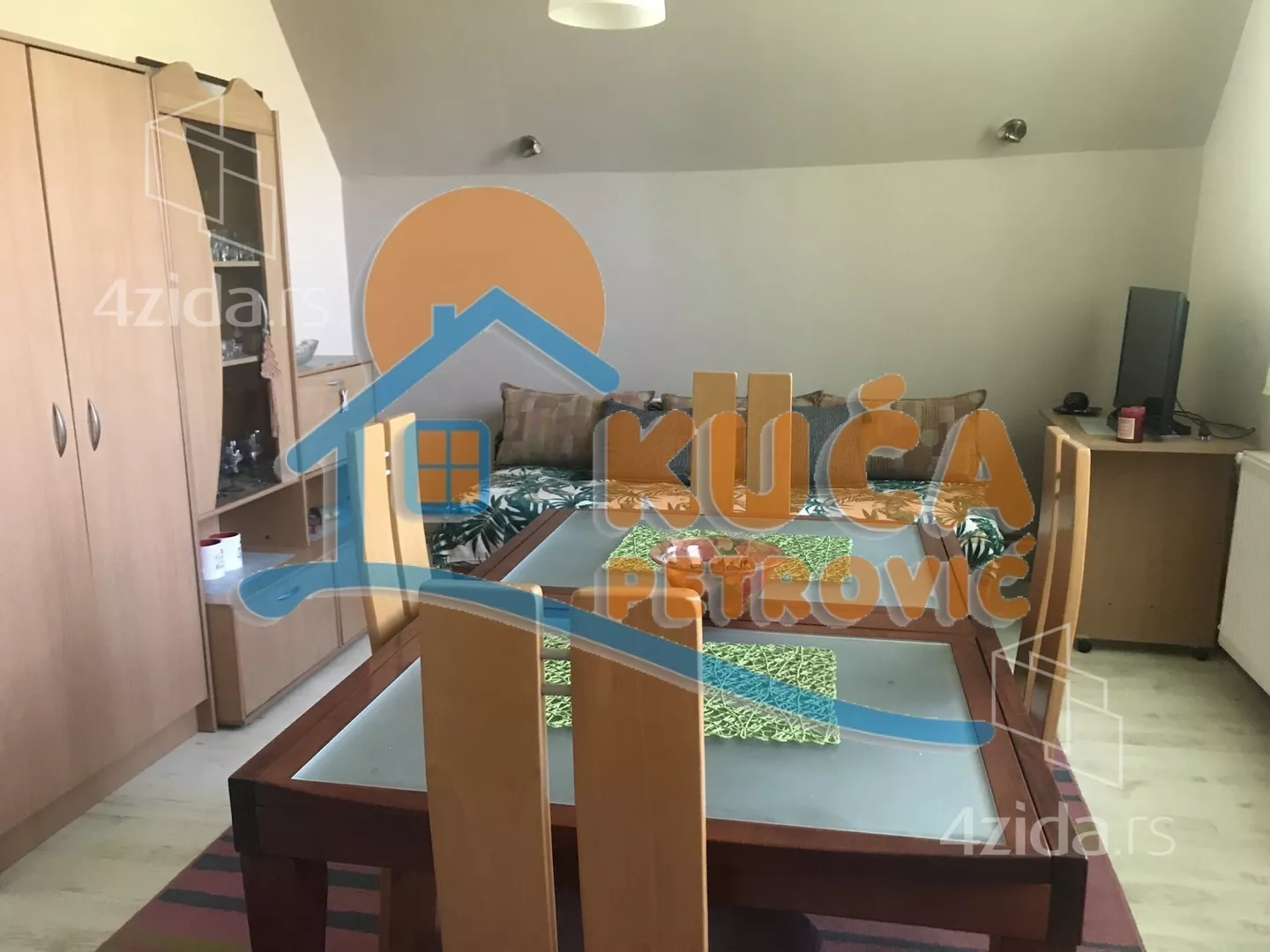 Garsonjera | 4zida