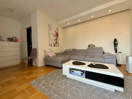 Bulevar Zona 1 | 4zida.rs