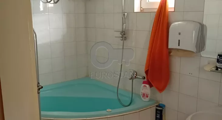 5-etažna kuća | 4zida