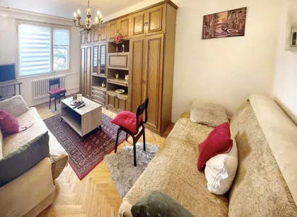 Darinke Radović | 4zida.rs