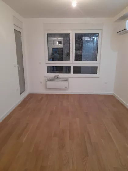 Vojvođanska | 4zida.rs