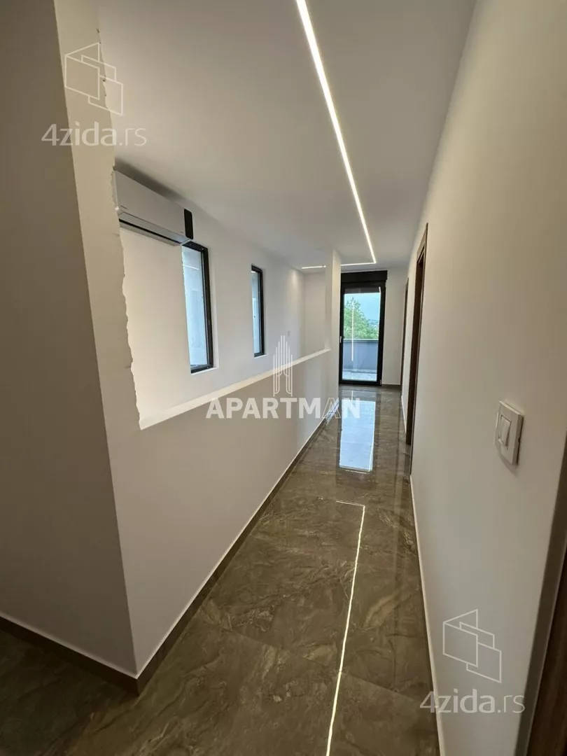 4-etažna kuća | 4zida