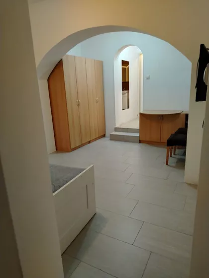 Petra Drapšina | 4zida.rs