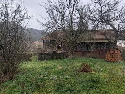 Donje Komarice | 4zida.rs