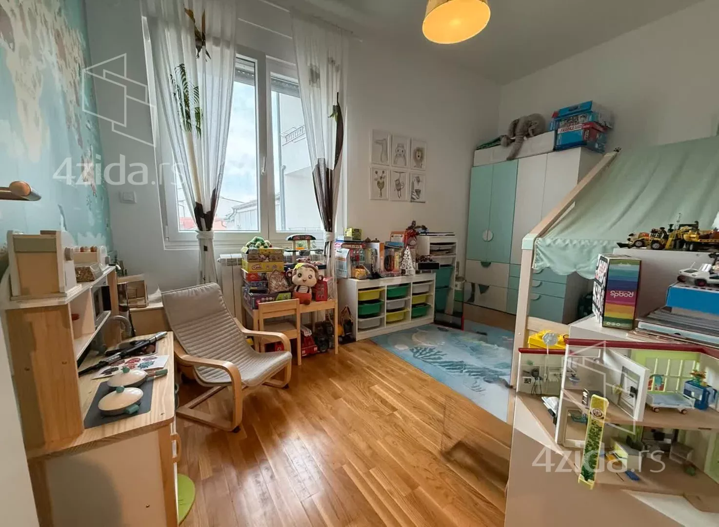 Trosoban stan | 4zida