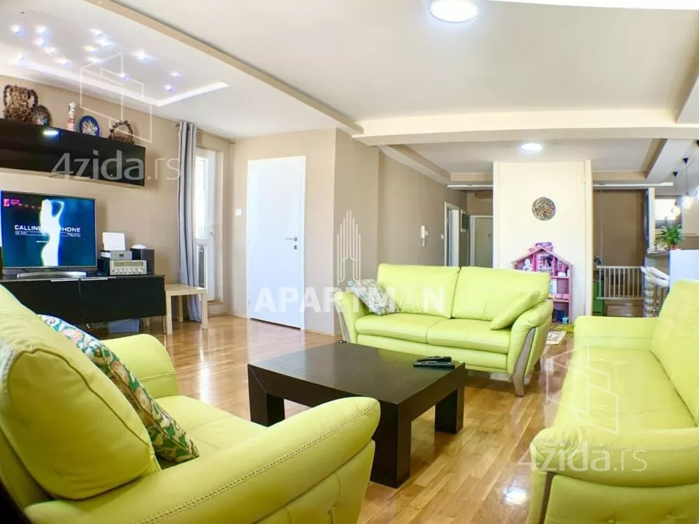 Četvorosoban stan | 4zida