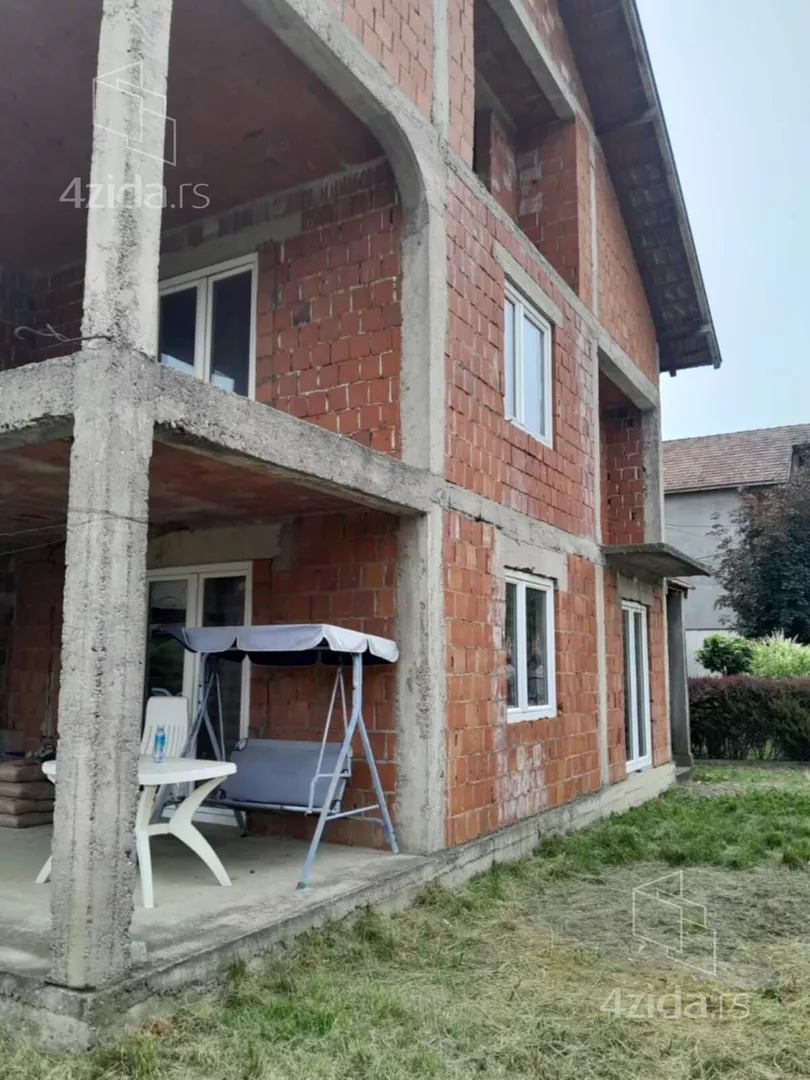3-etažna kuća | 4zida