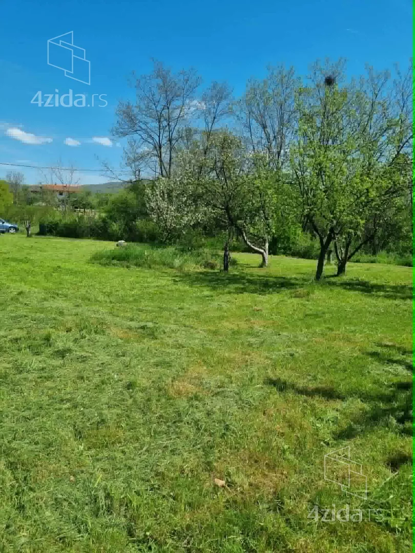 Građevinsko zemljište | 4zida