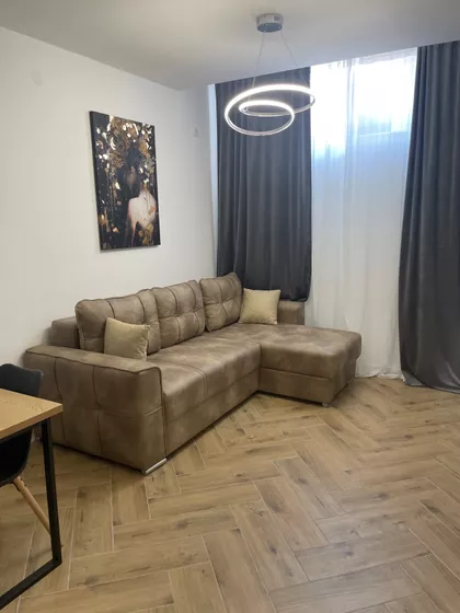 Crnogorska 11 | 4zida.rs