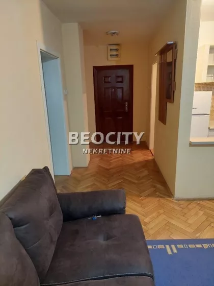 Devet Jugovića | 4zida.rs