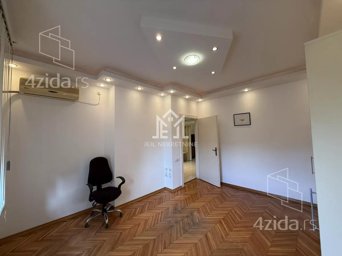 Fotografija stana 11 od 25