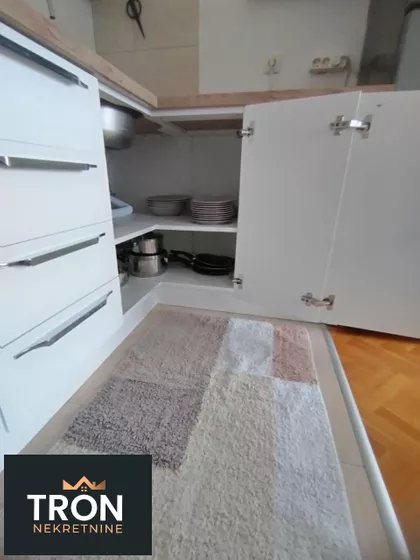 Nemanjina 15V | 4zida.rs