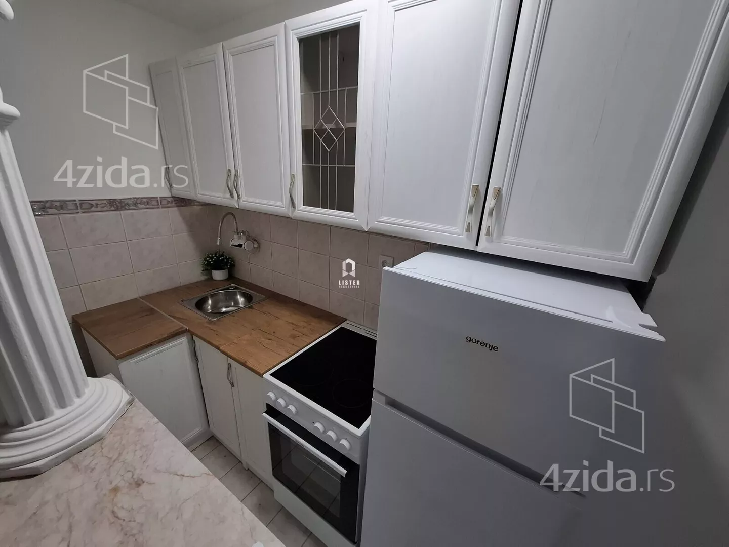 Troiposoban stan | 4zida