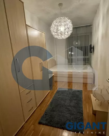 Đurićeva-Zvezdara | 4zida.rs