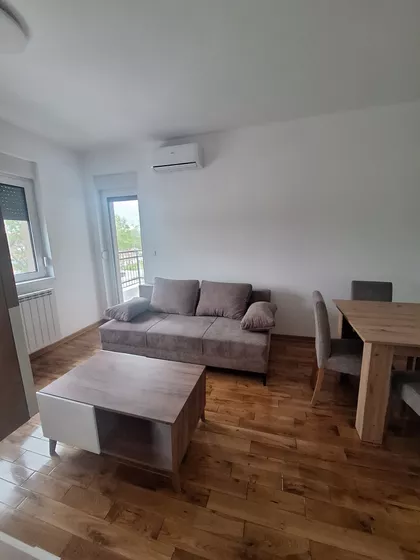 Gradske lokacije | 4zida.rs