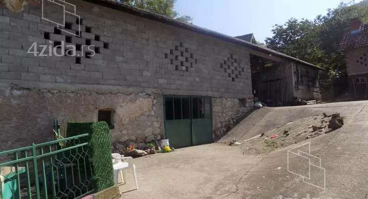 Kuća | 4zida
