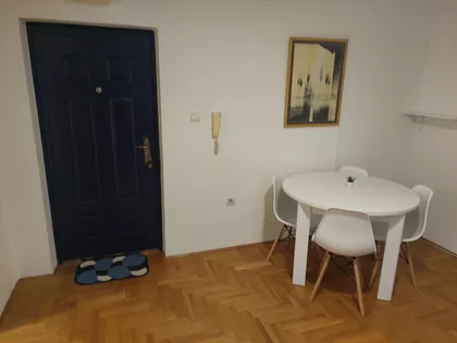 Mačvanska 8 | 4zida.rs