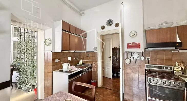 Četvoroiposoban stan | 4zida