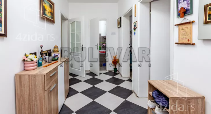 3-etažna kuća | 4zida