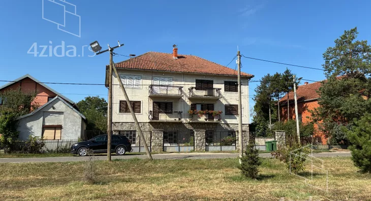 3-etažna kuća | 4zida