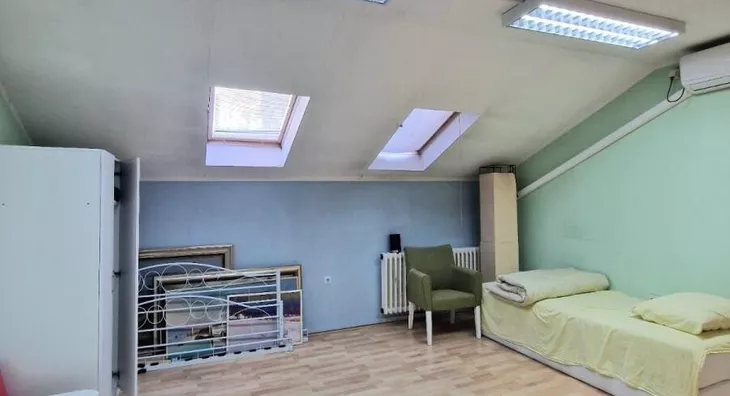 Šestosoban stan | 4zida