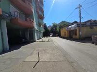 Lokal | 4zida