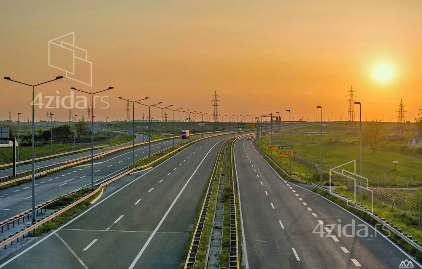 Građevinsko zemljište | 4zida