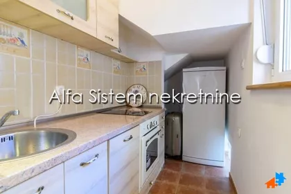 Autokomanda | 4zida.rs