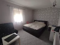 Poslovna zgrada | 4zida