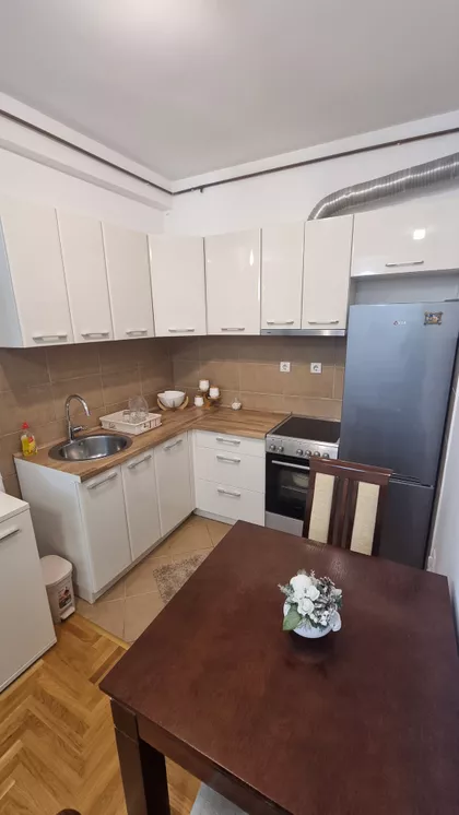 Novosadska 21 | 4zida.rs