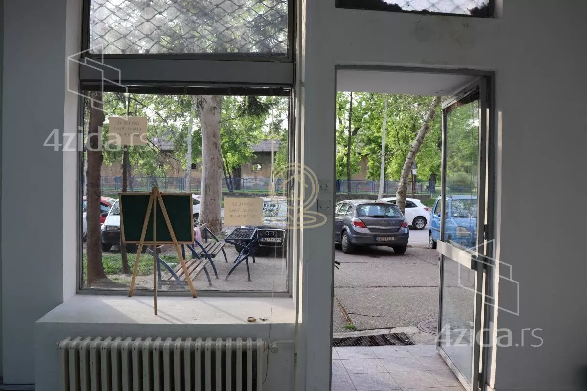 Poslovni prostor | 4zida