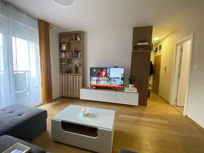 Svetojovanska | 4zida.rs