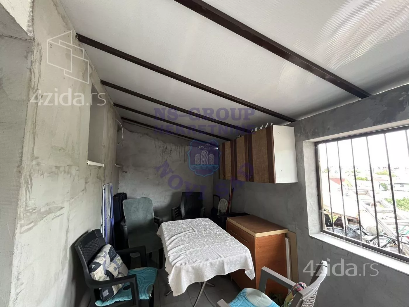 Jednoiposoban stan | 4zida