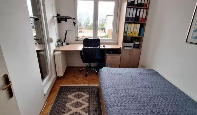 Četvoroiposoban stan | 4zida