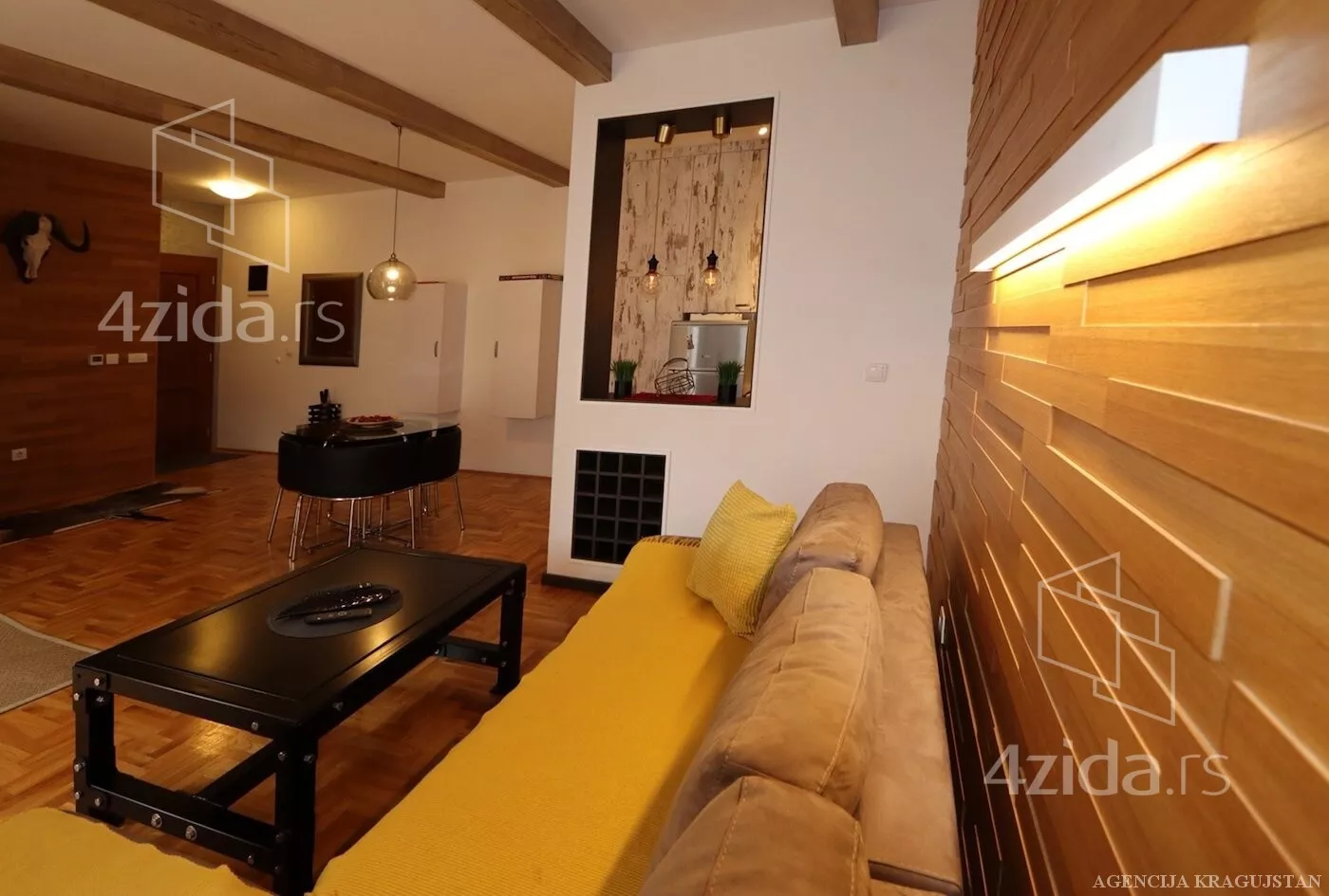 Jednoiposoban stan | 4zida